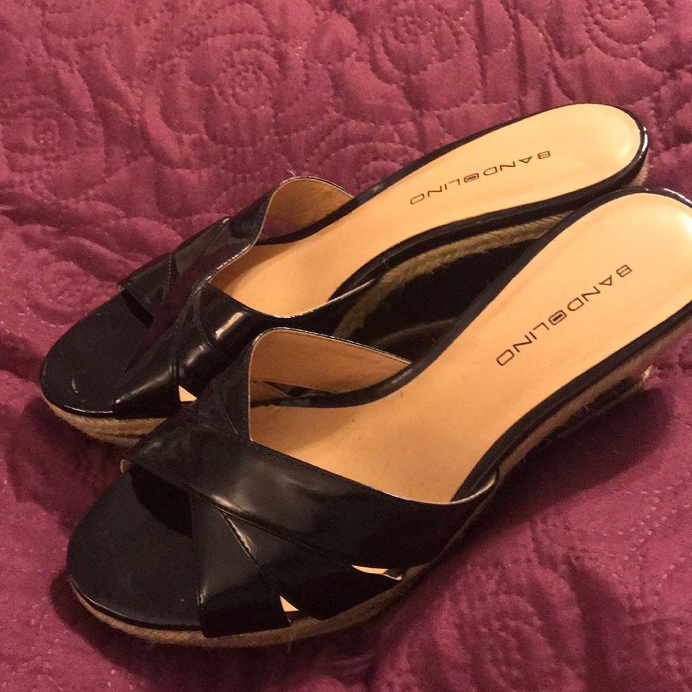 Bandolino black patent leather wedges 6.5